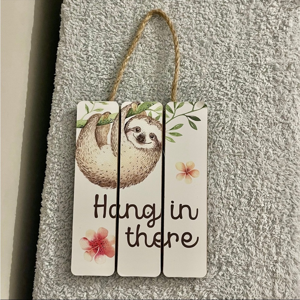 ❄️5/$20 Sloth Hang In There Wooden Sign Wall Hanging Plaque Decoration Slats